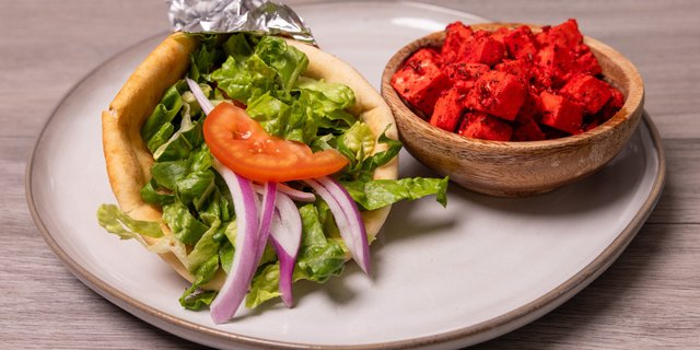 Tandoori Paneer Wrap