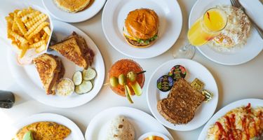 Cozy Corner Breakfast & Lunch Catering