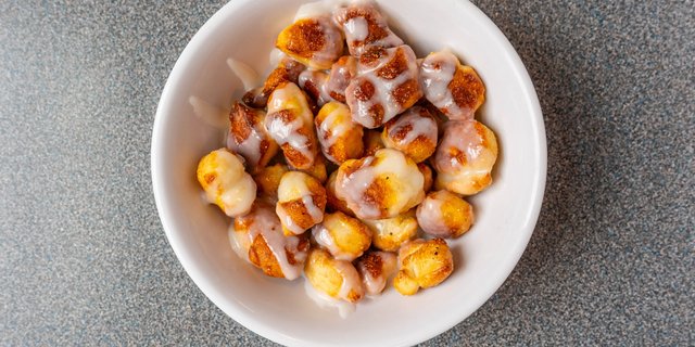 Classic Sweet Bread Knots