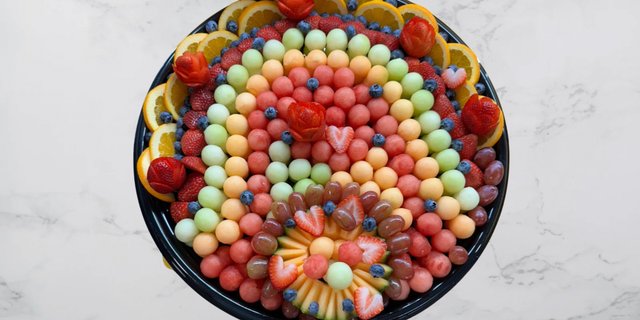 Assorted Seasonal Fruit Platter