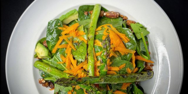 Baby Spinach Salad