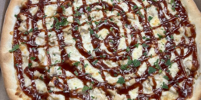 BBQ Chicken 18'' Pizza