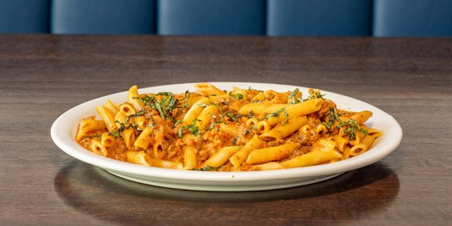 Rigatoni Bolognese