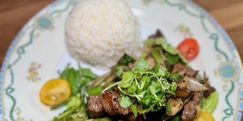 Shaking Filet Mignon & Jasmine Rice (Cơm Bò Filet Lúc Lắc)
