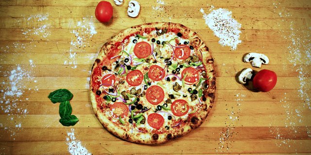 Chef's Garden Pizza