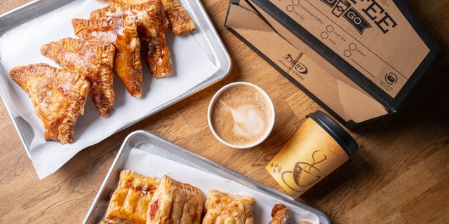 Café & Pastries Party Box