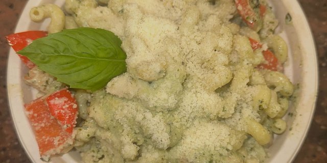Creamy Pesto Pasta