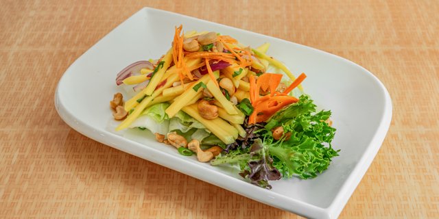 Green Papaya Salad