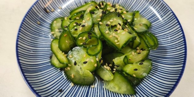 Cucumber Sunomono
