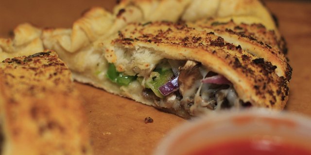 D'steak Calzone