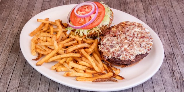 Maytag Burger