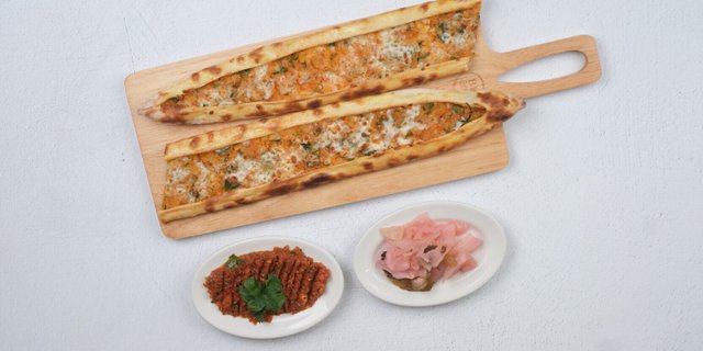 Potato Cheese Pide