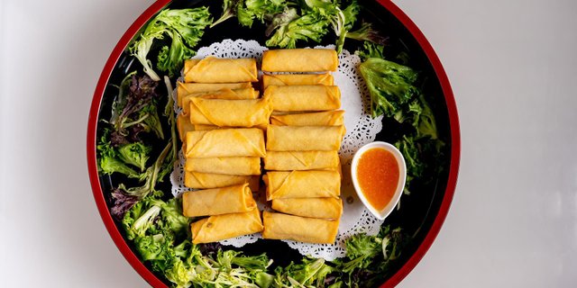 Spring Rolls Tray
