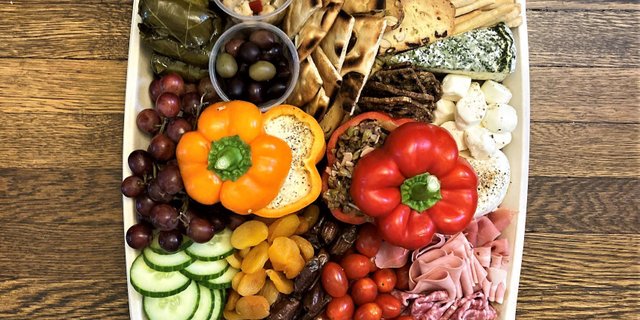 Mediterranean Mezze Platter