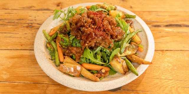 Grilled Yakiniku Salad