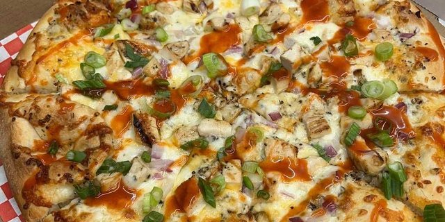 Buffalo Pizza