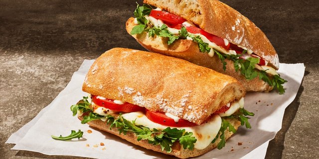 Toasted Garden Caprese Boxed Lunch
