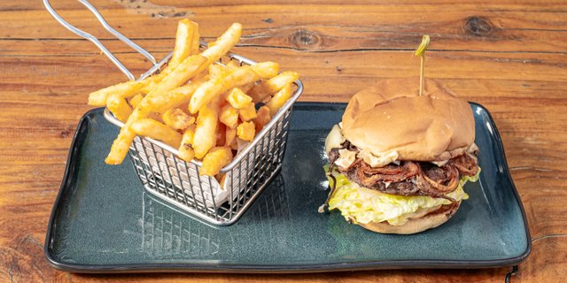 W&W Burger