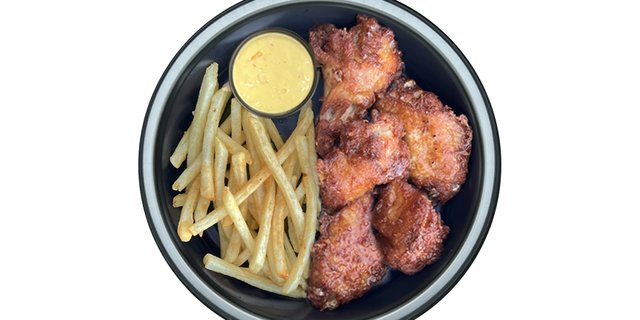 Chicken Wings & Fries