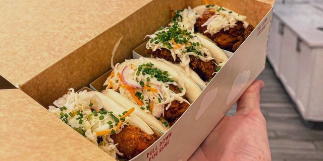 4 Buns Boxed Lunch