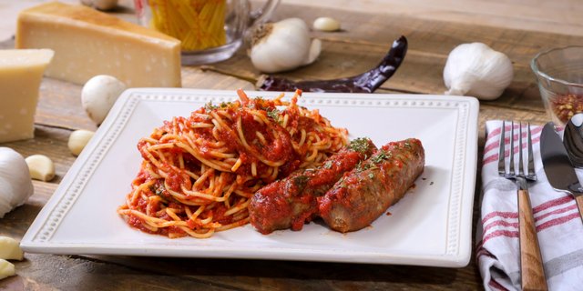 Spaghetti w/ Italian Sausage