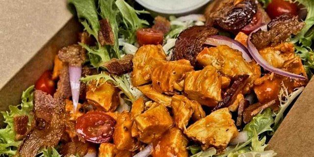 Buffalo Chicken Salad Bowl