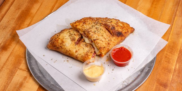 Lemon Ave. Calzone