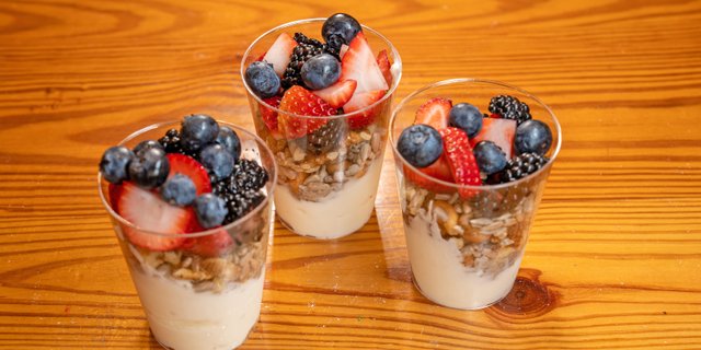 Greek Yogurt Parfait Cups
