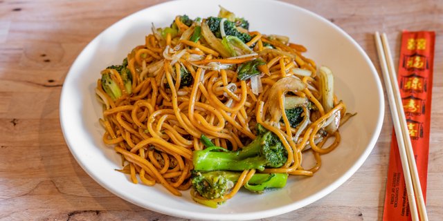Vegetable Lo Mein