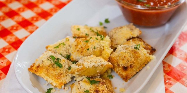 Toasted Ravioli Tray