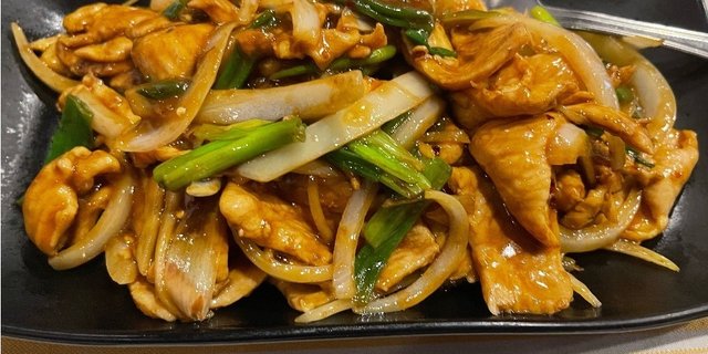 Chicken w/ Ginger & Scallion Tray