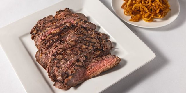 Flank Steak w/ French Fried Onion Rings