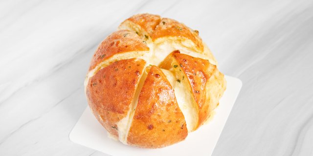 Korean Garlic Savoury Bun
