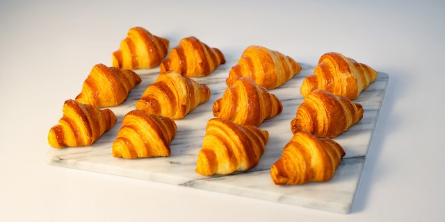 Petite Plain Croissants