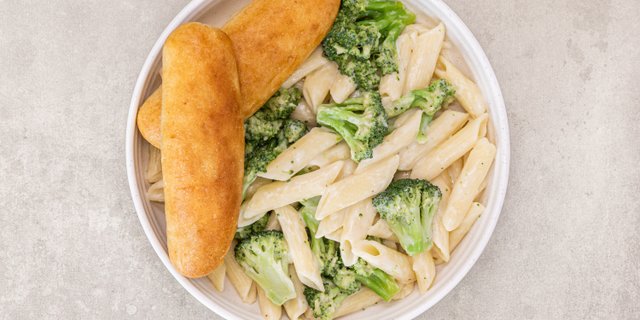 Broccoli Penne Alfredo