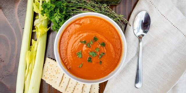 Tomato Bisque Basil Soup
