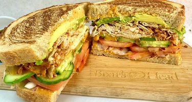 Dave's Deli & Catering