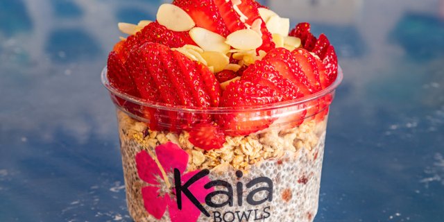 Berry Blossom Chia Pudding Bowl