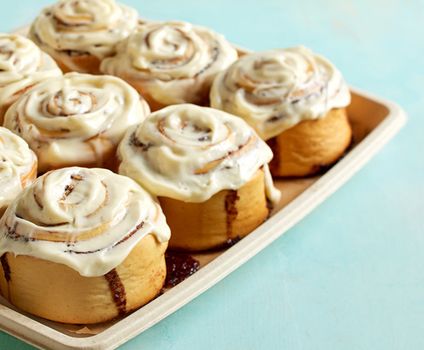 Cinnabon Classic Roll Pan