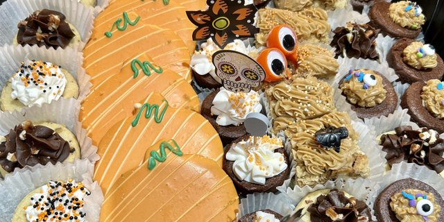 Assorted Dessert Tray