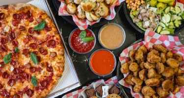 DoughHead Pizza