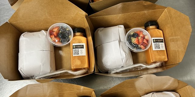 Boxed Vegetarian Sandwich Combo