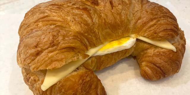 Egg & Cheese Sandwich