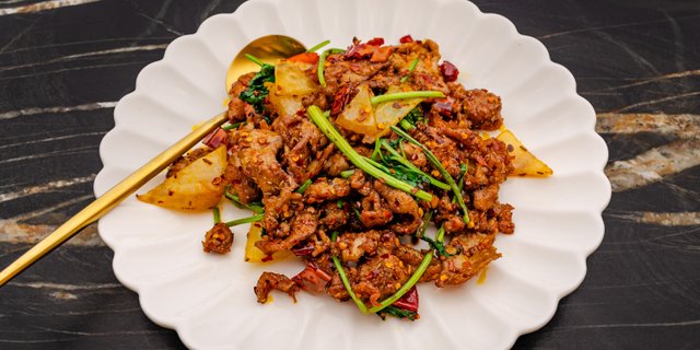 Spicy Cumin Lamb Tray