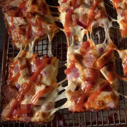 Buffalo Ranch Chicken Party Tray Pizza