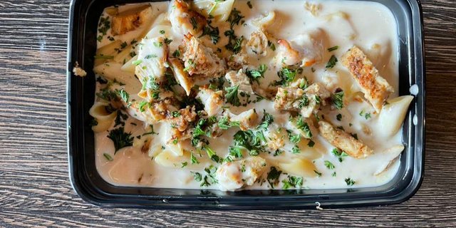 Chicken Alfredo Box Lunch
