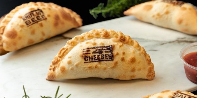 The 4 Cheeses Empanada