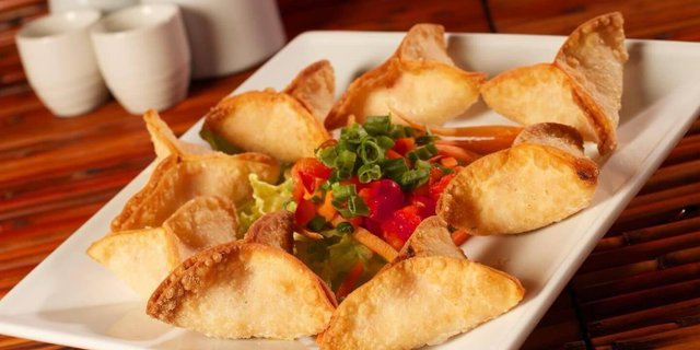 Crab Rangoon Wontons