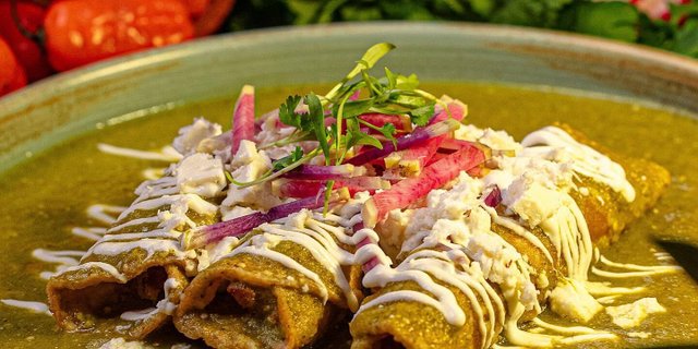 Chicken Flautas Tray