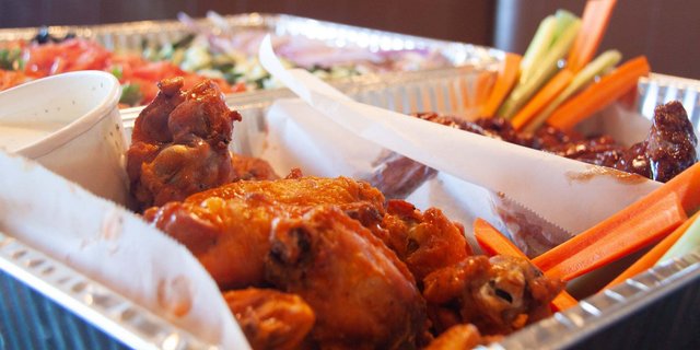 100 Chicken Wings
